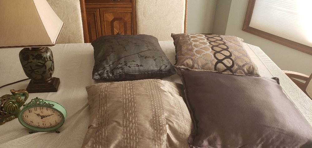 Accent pieces